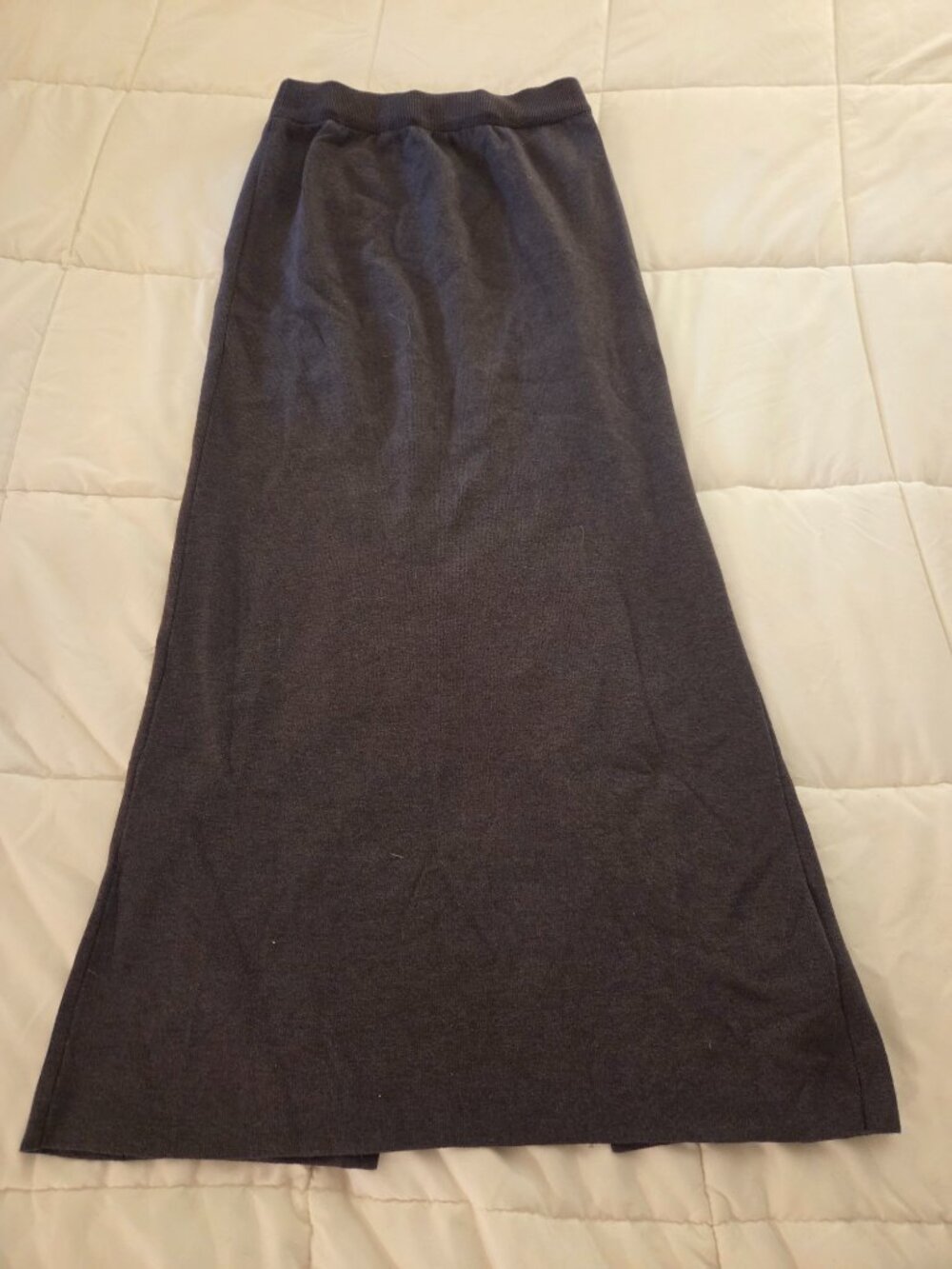 Charcoal grey knit skirt